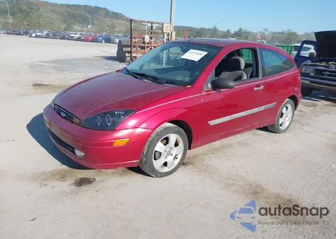 2003 Ford Focus Zx3 из США, поврежденный, VIN 3FAFP313X3R110032